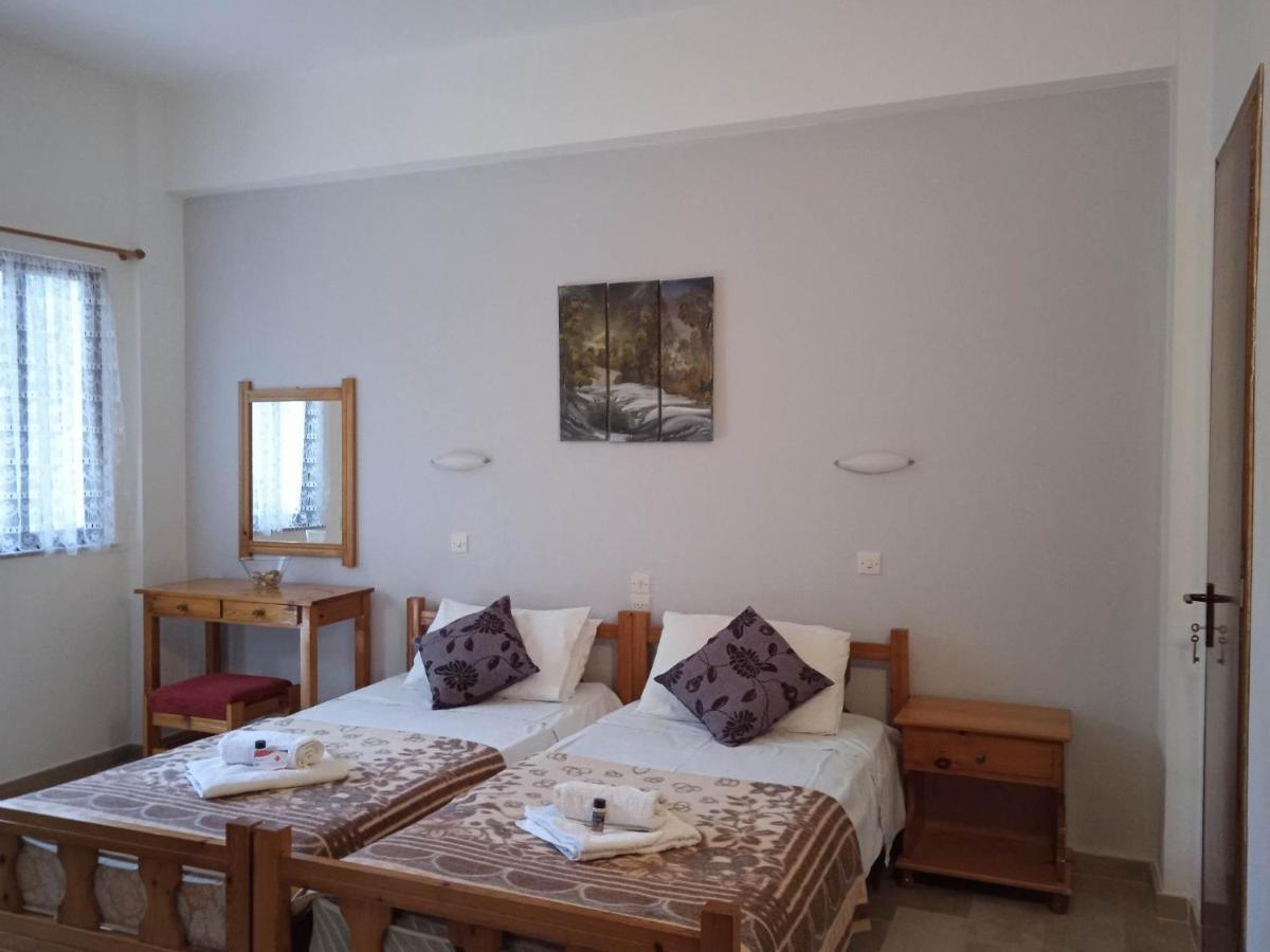 Villa Kaloudis Rooms Agios Georgios  ภายนอก รูปภาพ